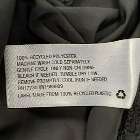 Sleeveless Nylon Button Down | Future Collective | 2X - Picture 7 of 8